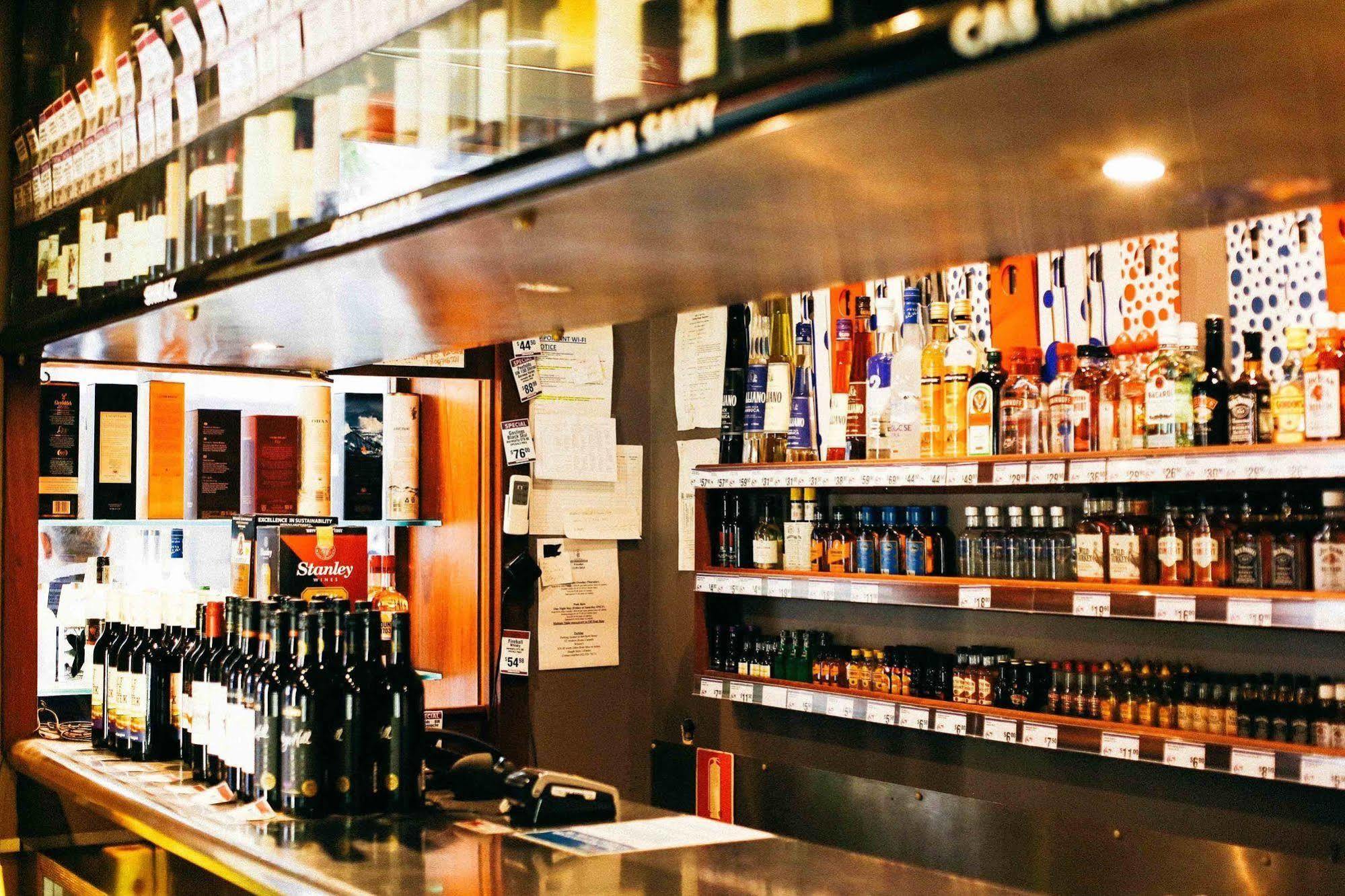 Hotel Coronation Sydney Bagian luar foto